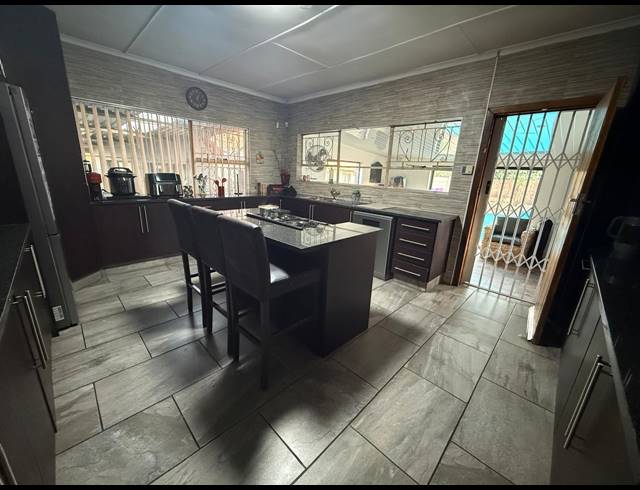3 BEDROOM HOUSE FOR SALE IN DALPARK PROPER